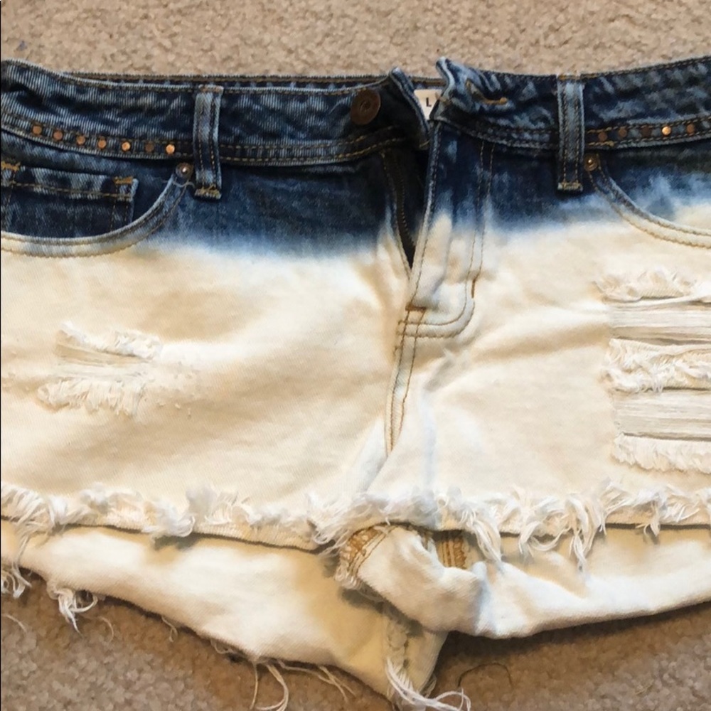 Two tone Bullhead shorts.